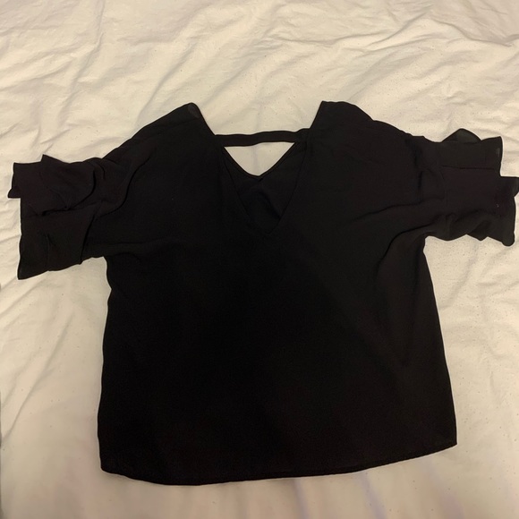 Shear Black Top - Picture 2 of 4